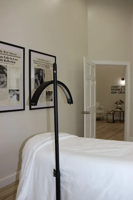 Sabrina Skin Picture 3