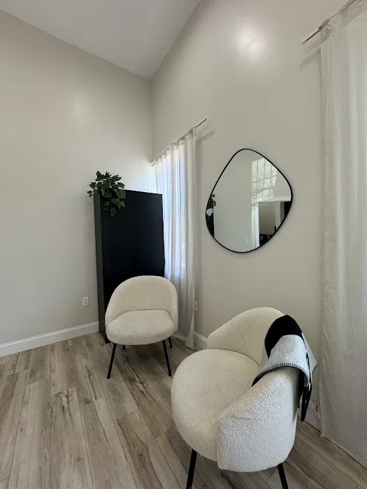 Sabrina Skin Picture 4