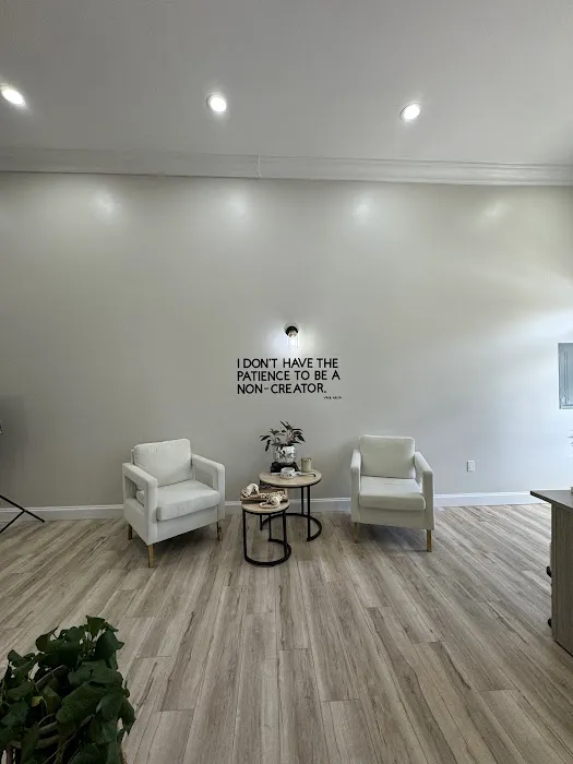 Sabrina Skin Picture 5