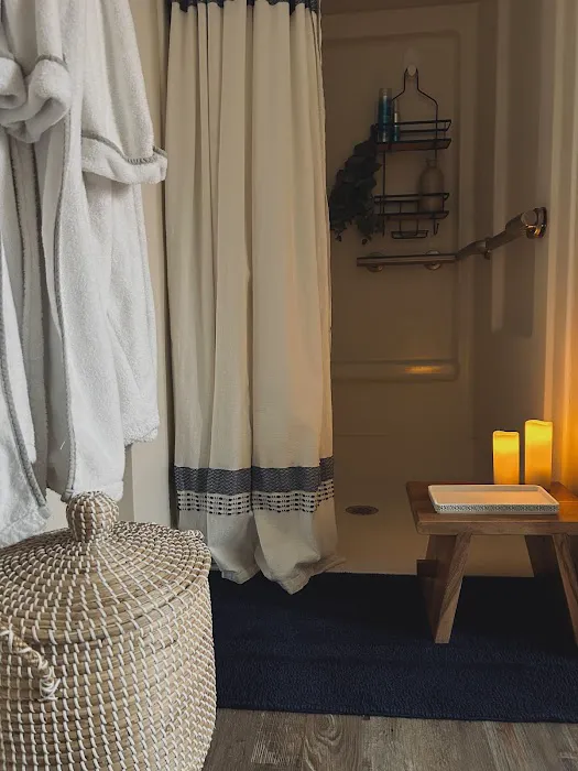 The Skincare Studio by Aneeta Li Picture 4