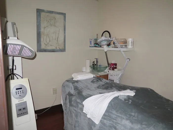 Pia Lauren Skin Care LLC Picture 2