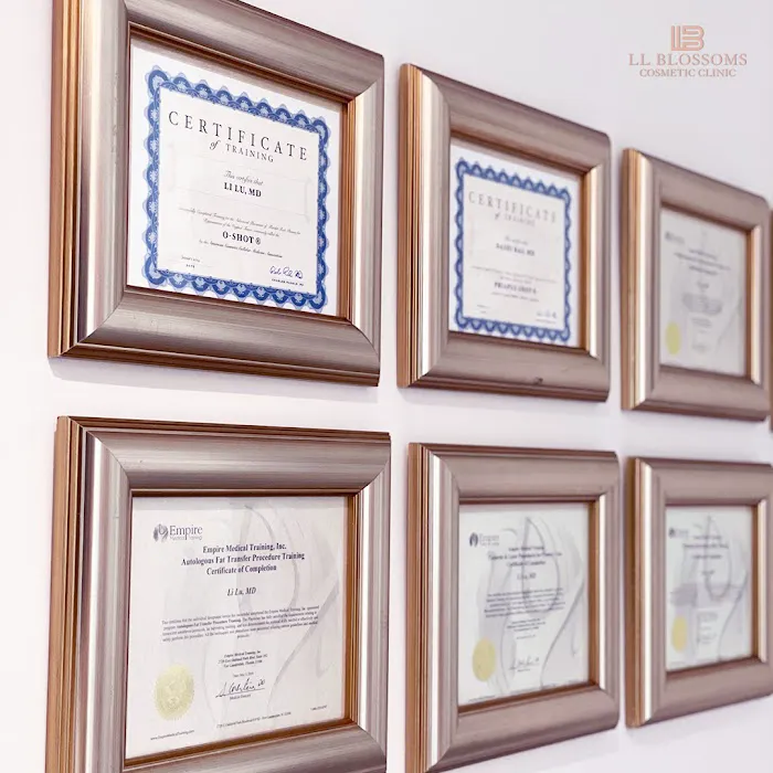 LL Blossoms Cosmetic Clinic Picture 7