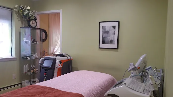 Eunyoung Park Aesthetics 박은영 에스테틱 Picture 1