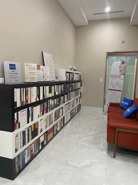 Vos Laser Clinic - Anti-aging Laser Treatment, Skin Boosters Picture 8