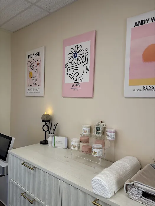 Be Skinful Picture 1