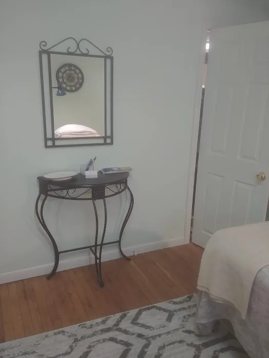 Suzy's Skin Care LLC Picture 1