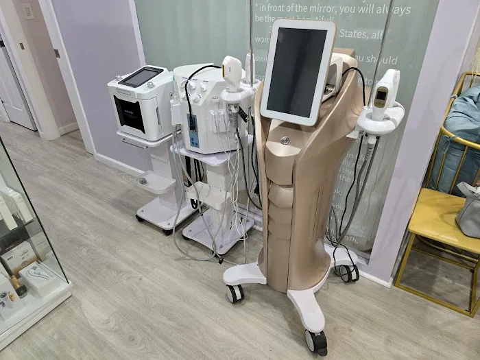 H&M Pretty Spa Picture 2