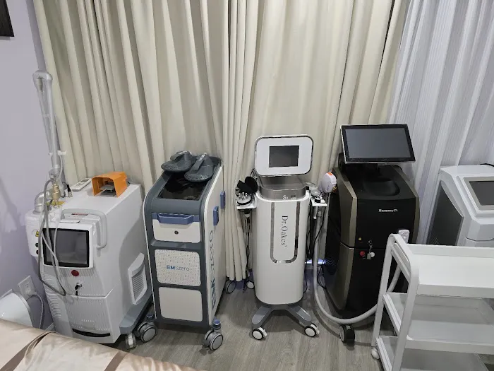 H&M Pretty Spa Picture 3