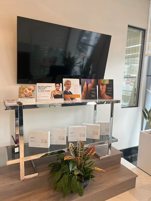 LL Blossoms Holistic Clinic Picture 5