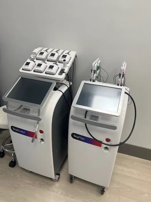 LL Blossoms Holistic Clinic Picture 7