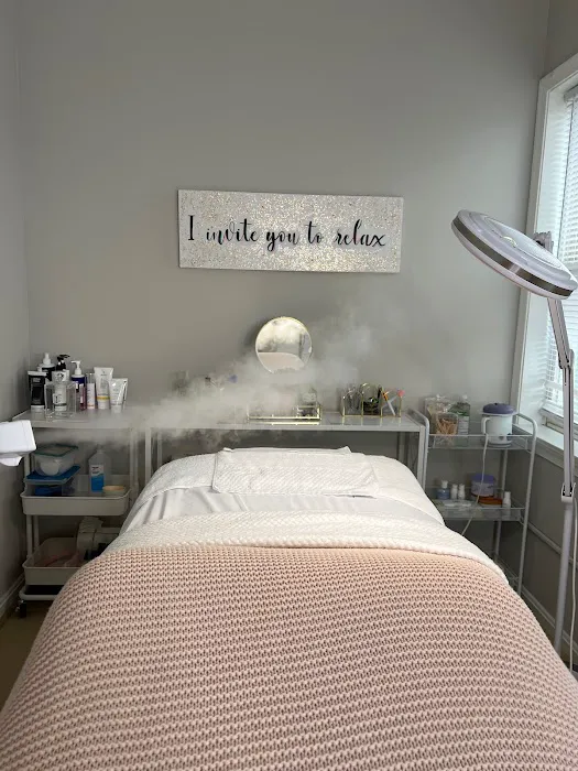 Estrella Esthètique - Facials, Sugaring & Chemical Peels Picture 3