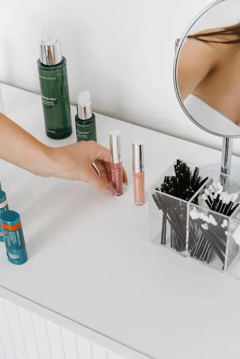 The Glowy Skin Studio Picture 8