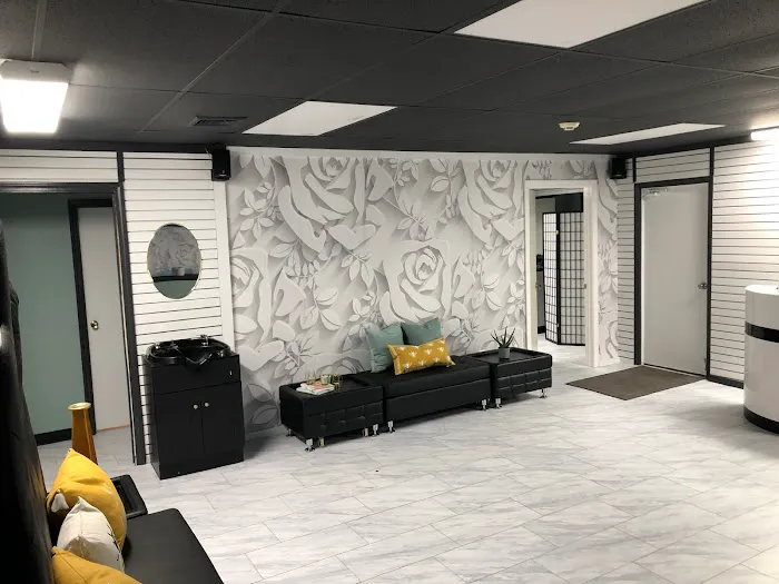 A Touch Of Class Picture 5