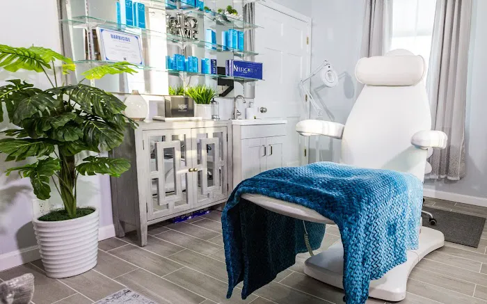 InnerGlow Skin Studio Picture 10