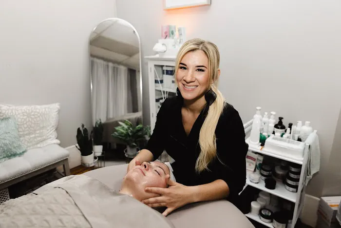 Functional Skin Studio Picture 2