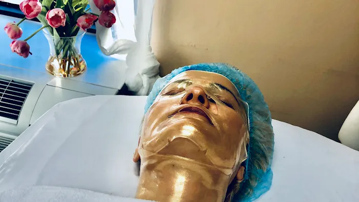 Smooth Aesthetics by Maria Dovale Picture 4