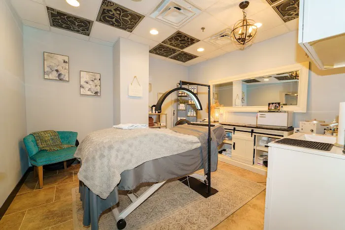 Emma Pecar (EP) Esthetics Picture 2