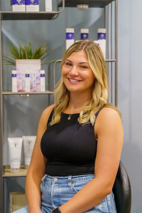 Emma Pecar (EP) Esthetics Picture 6