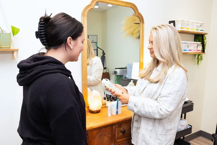 Glow Skin Studio Picture 5