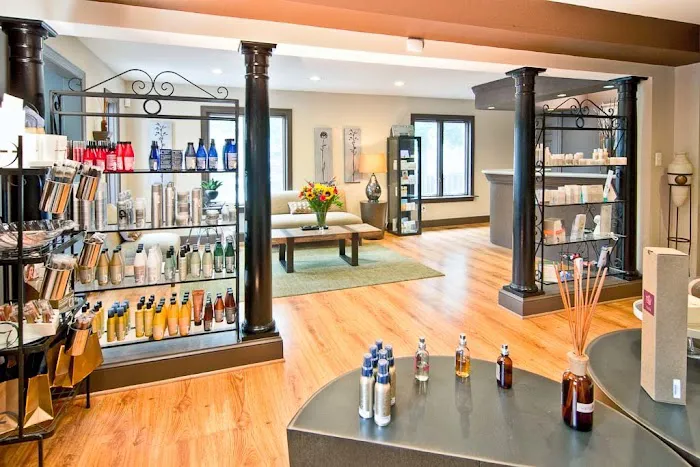 Bellini Salon and MedEsthetics Picture 9