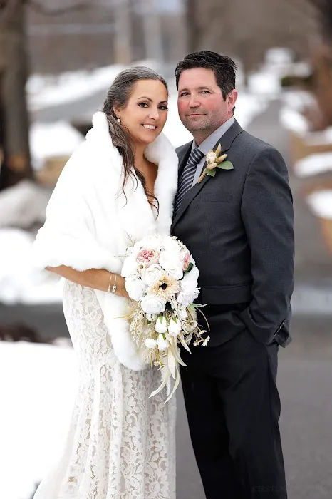 Eye Candy Beauty Bar Picture 3