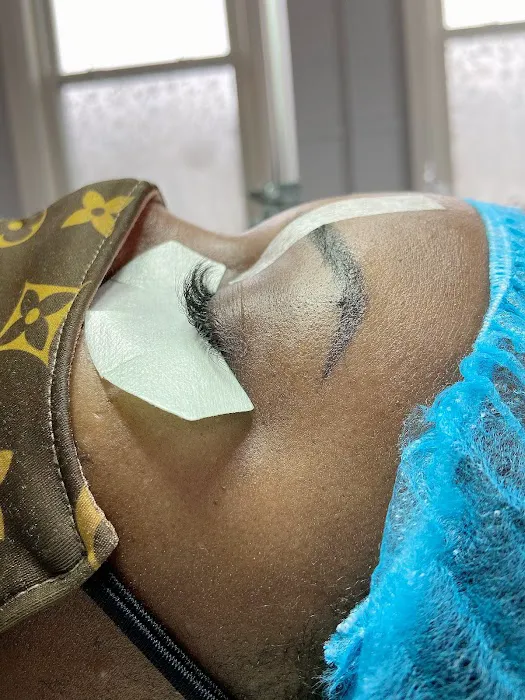 Eye Candy Beauty Bar Picture 2