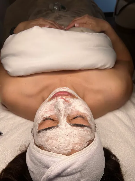 Clear Complexions Esthetics Picture 6