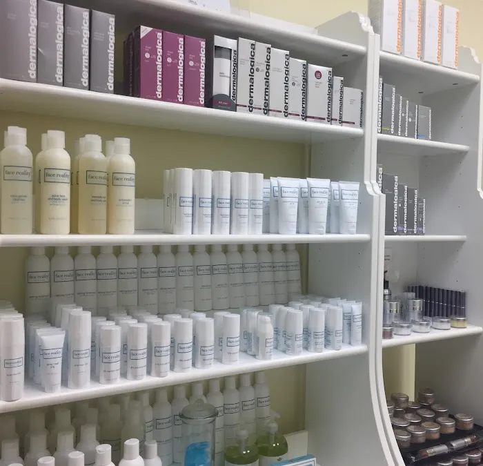 Aylin Skin Care Therapy & Acne Clinic Picture 2