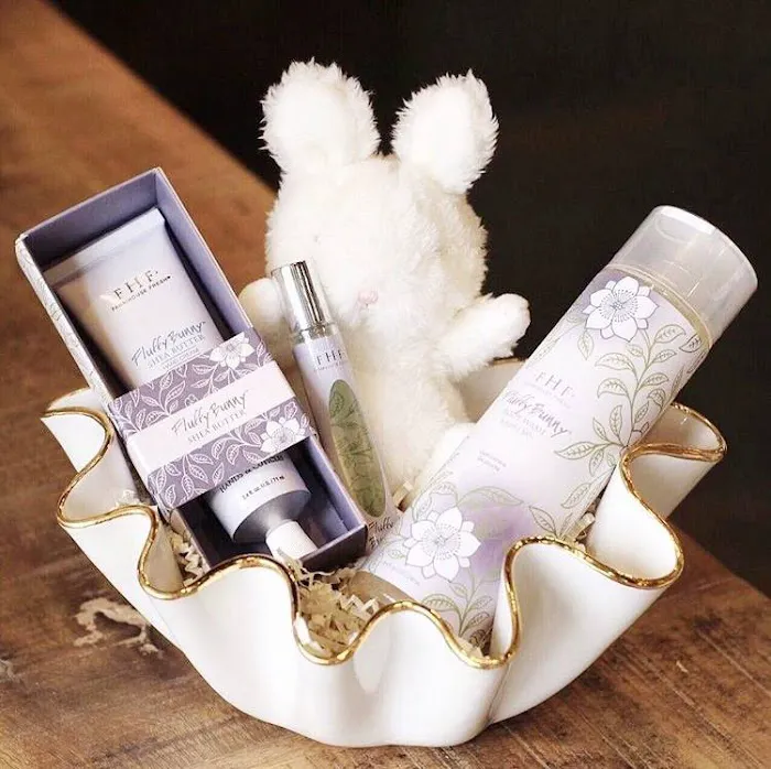 BEST PURE SKIN CARE - Botanical Skin Care, Farmhouse Fresh & Honey Face Lift Massage Picture 4