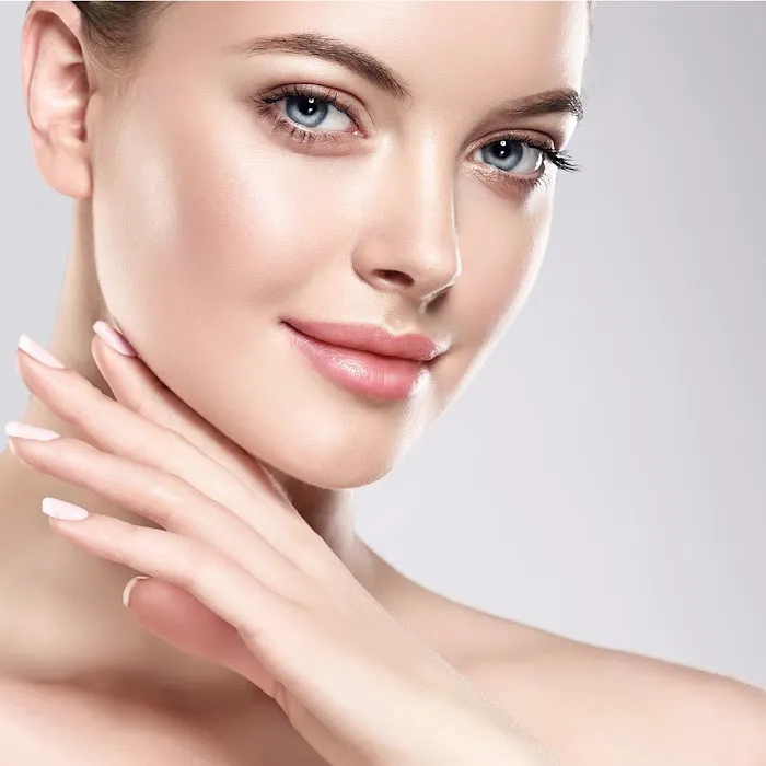 ShineAgain Beauty Clinique Picture 2