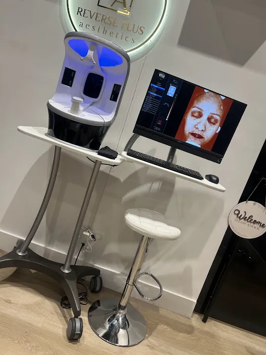 Reverse Plus Aesthetics Picture 4