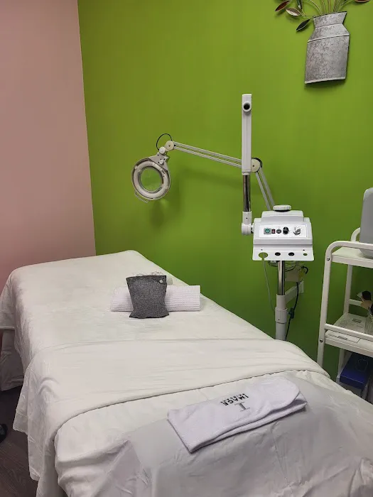 Suju Cosmic Skincare & Spa Picture 8