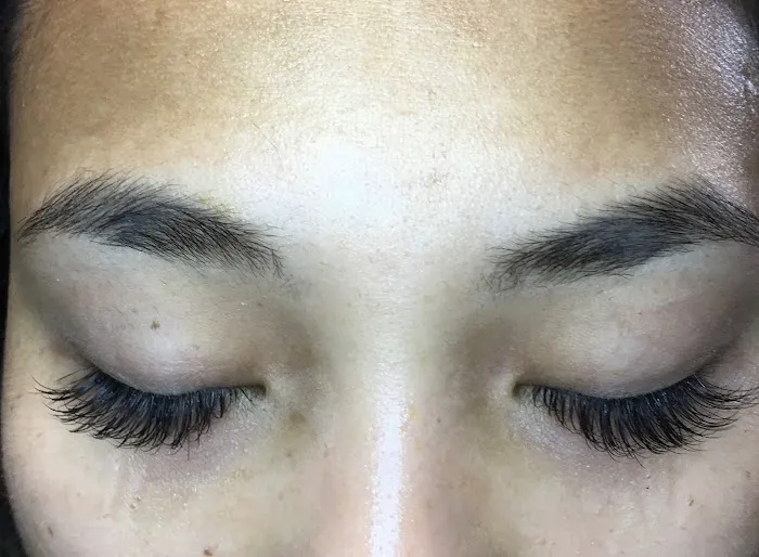 Lashes by Cathy Mann ~ Salon Petit Picture 6