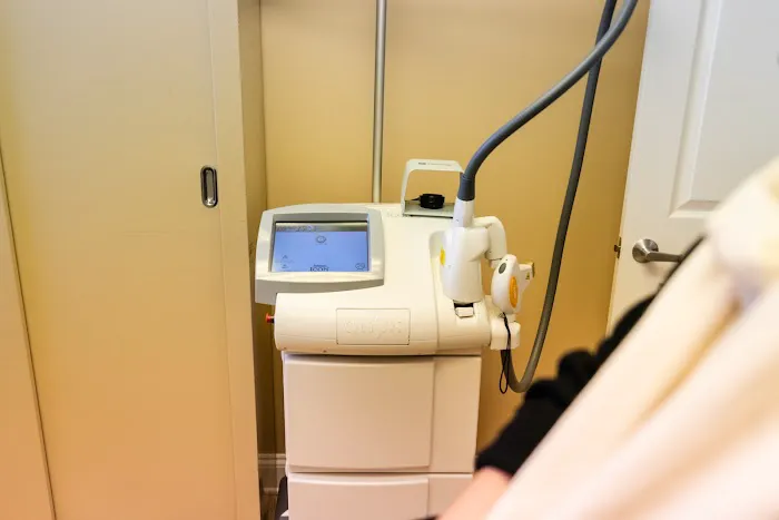 Red Rose Beauty Center Picture 4