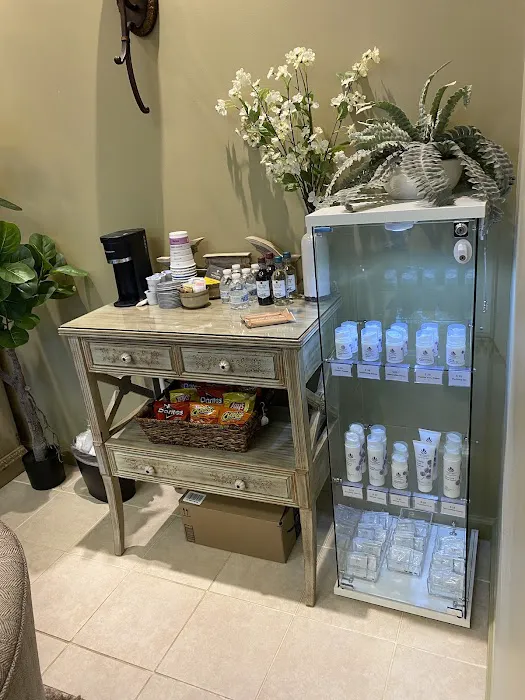 Esthetic Essentials LLC Picture 6