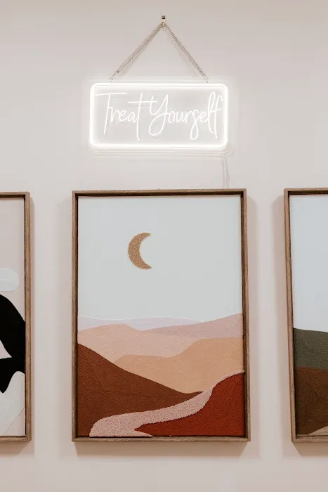 PURE FACE + BODY LAB Picture 1