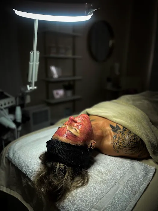 LG Aesthetics Skincare And Beauty Center Picture 10