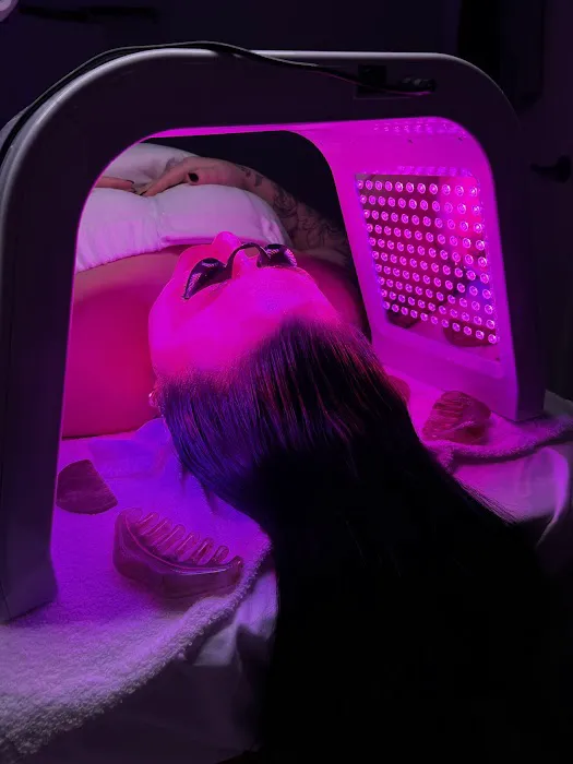 Bare Skin & Co. Picture 5