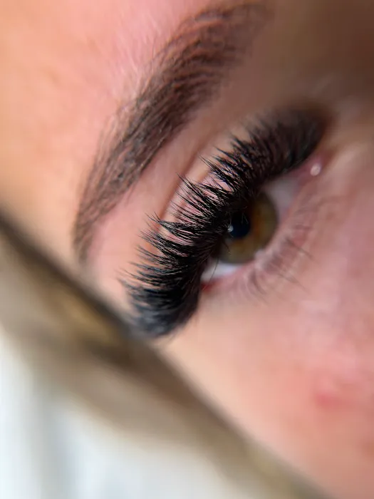 Lush Beautè Haus Picture 5