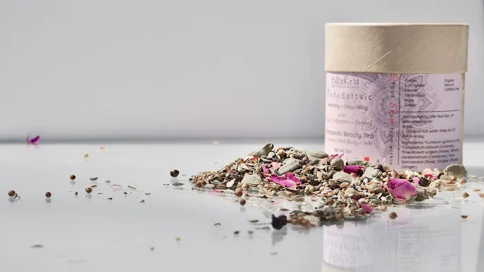 Ellie Reid - Mind + Body + Skin Picture 7