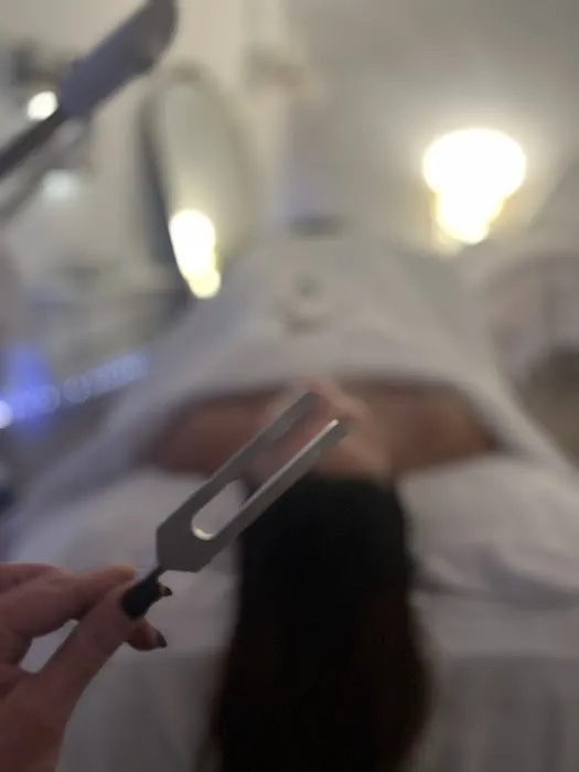 Ellie Reid - Mind + Body + Skin Picture 10