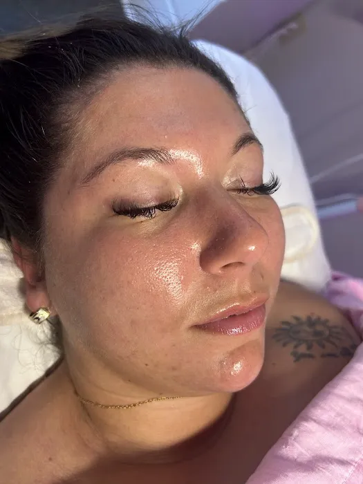 JVEsthetics Spa - Facials + Lash Lifts Picture 7