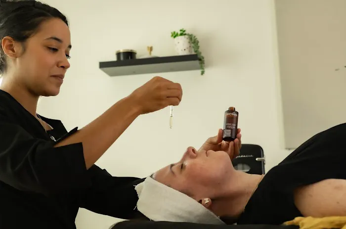 Holistic Skin Solutions LLC Picture 1