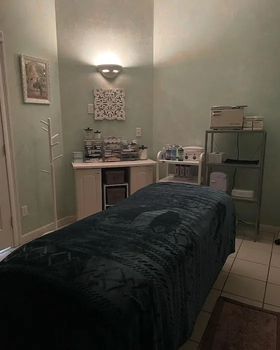 Esthetics by Amanda LLC Picture 6