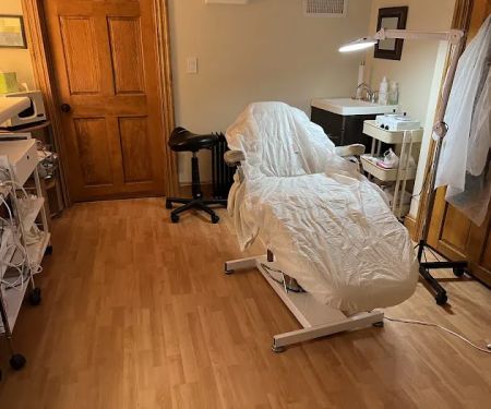 DV Skin Care and Eyelash Extensions by Donna