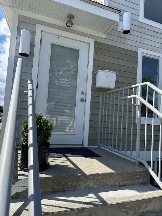 Skin With Talia Picture 3