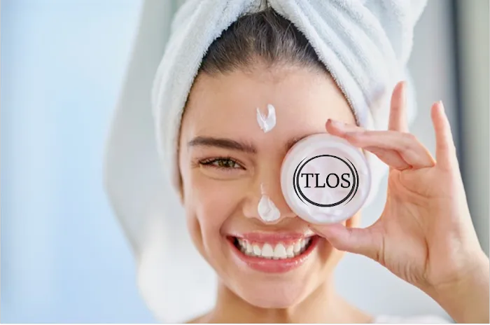 The Love of Skin Picture 4