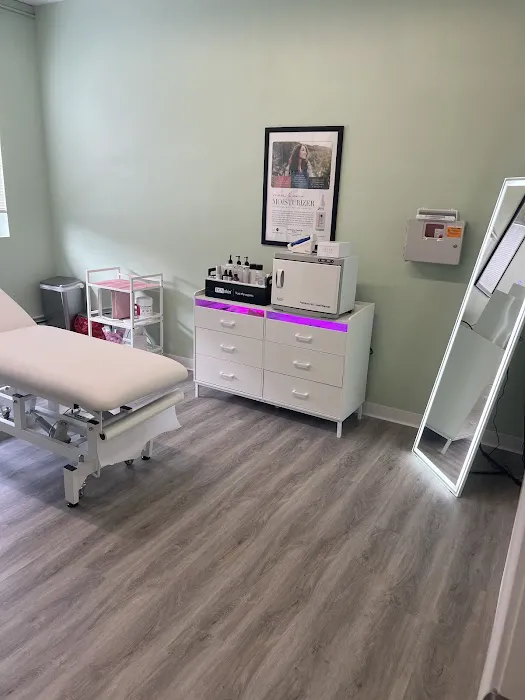 Advanced Aesthetics Skin Care Studio and Institute Picture 6