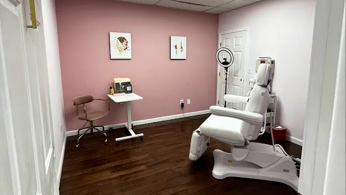 Face First/Face First Aesthetics Institute Picture 3