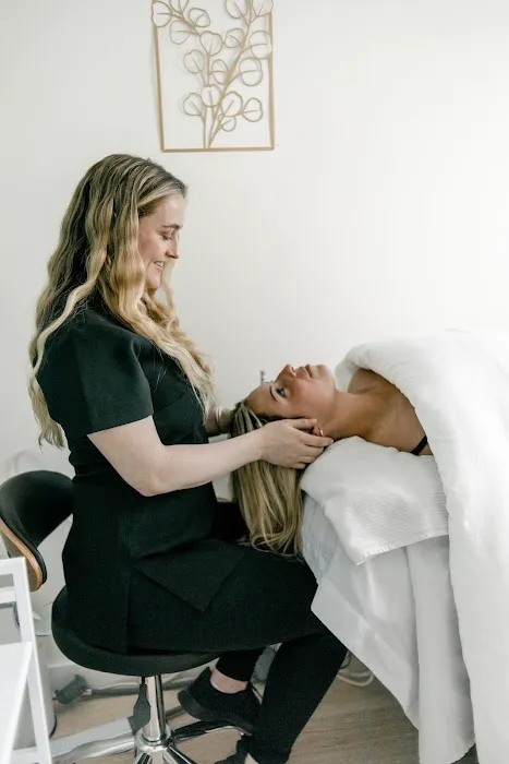 Sinead Beauty Picture 3